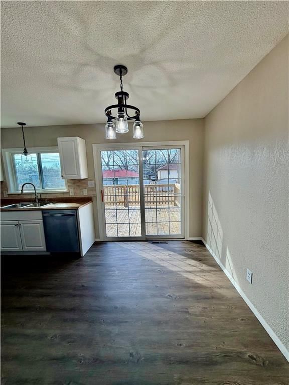 11718 Freemont Avenue — photo 5