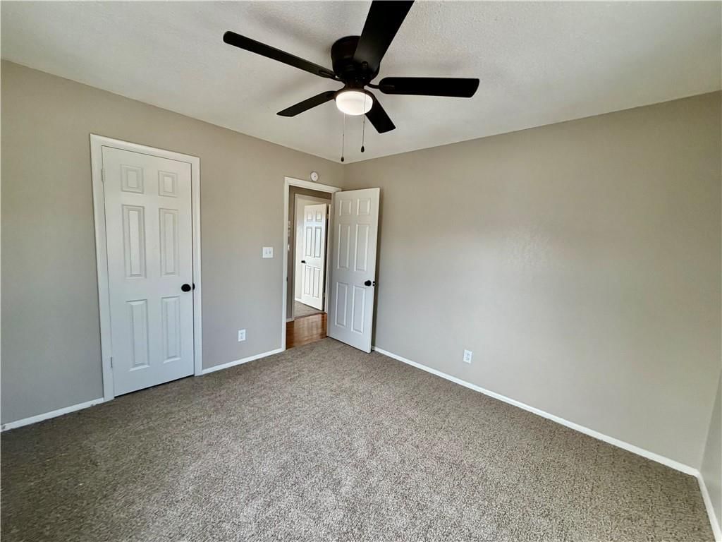 11718 Freemont Avenue — photo 15