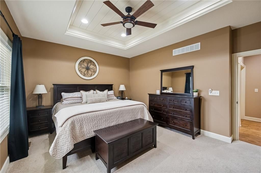 1402 NW Burr Oak Lane — photo 18