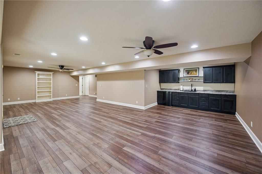 1402 NW Burr Oak Lane — photo 28