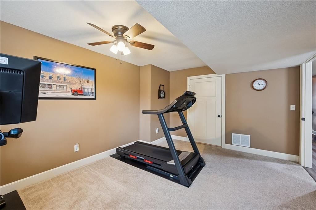 1402 NW Burr Oak Lane — photo 30