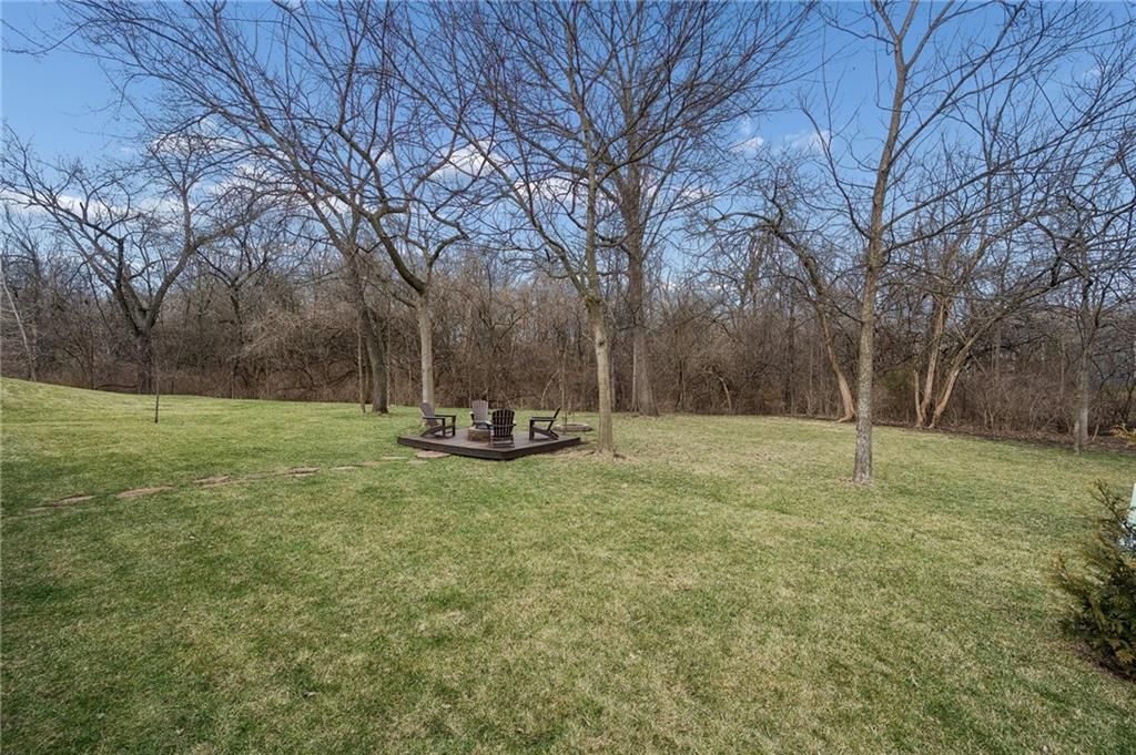 1402 NW Burr Oak Lane — photo 39