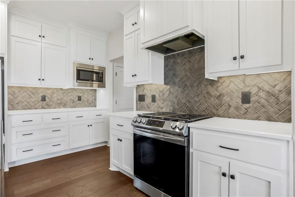 25024 W 87th Street — photo 9