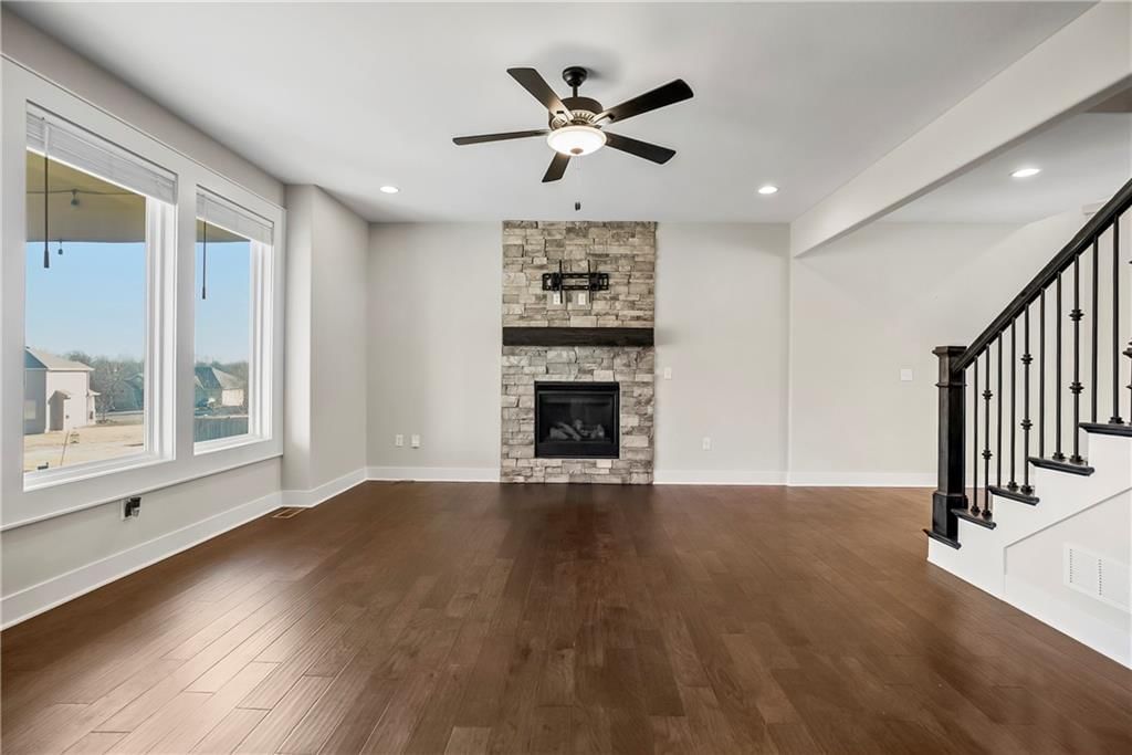 25024 W 87th Street — photo 12