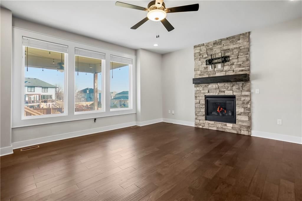 25024 W 87th Street — photo 13