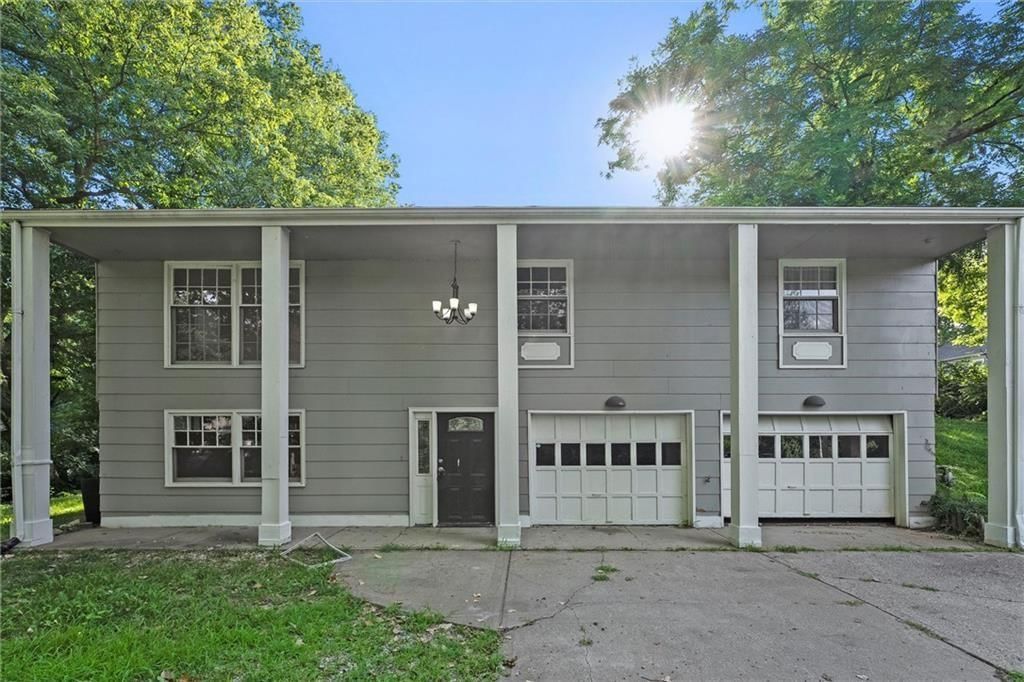 3801 NE Antioch Road, Kansas City, MO
