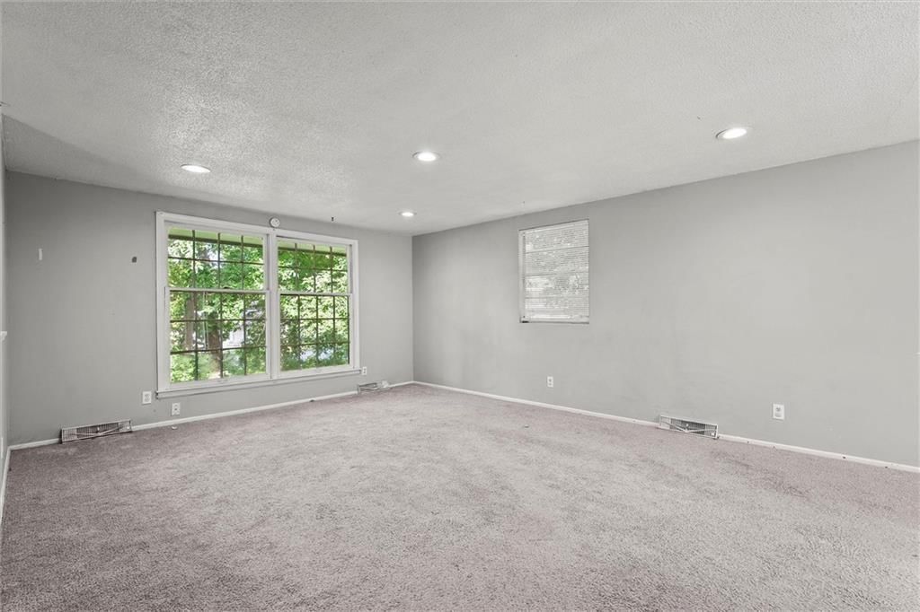 3801 NE Antioch Road — photo 4