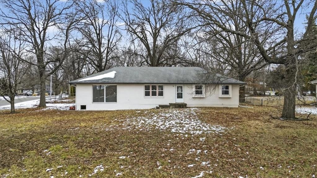 1220 N Leeview Circle — photo 2