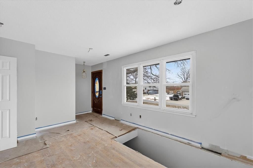 1220 N Leeview Circle — photo 6