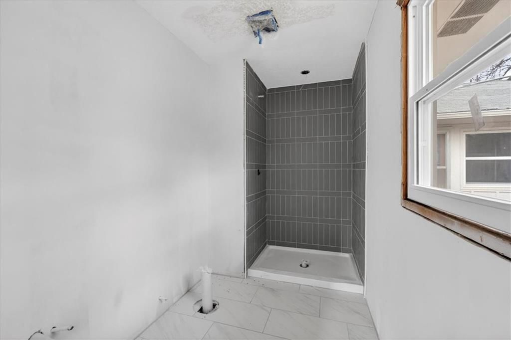 1220 N Leeview Circle — photo 20