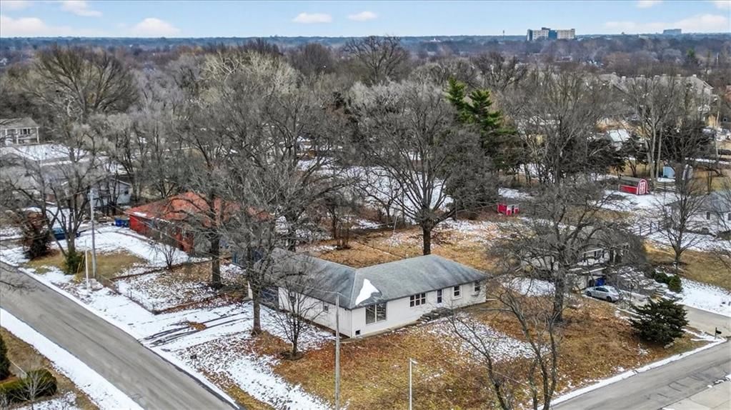 1220 N Leeview Circle — photo 25