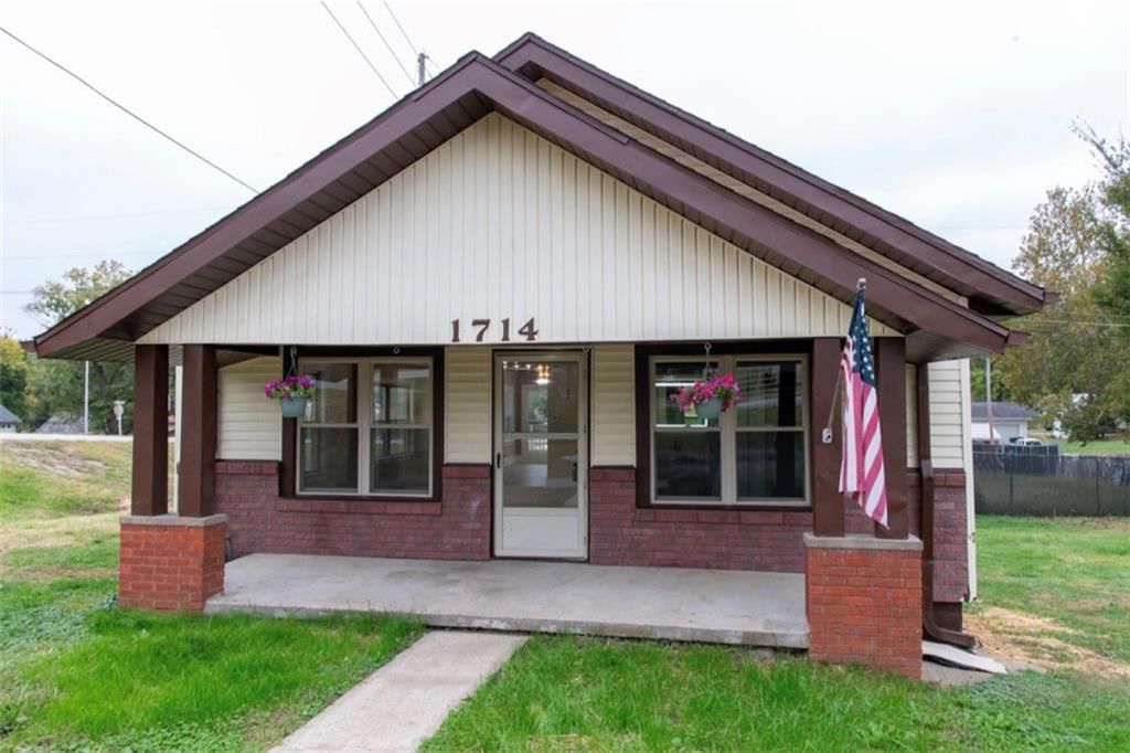 1714 Blackwell Street, St Joseph, MO