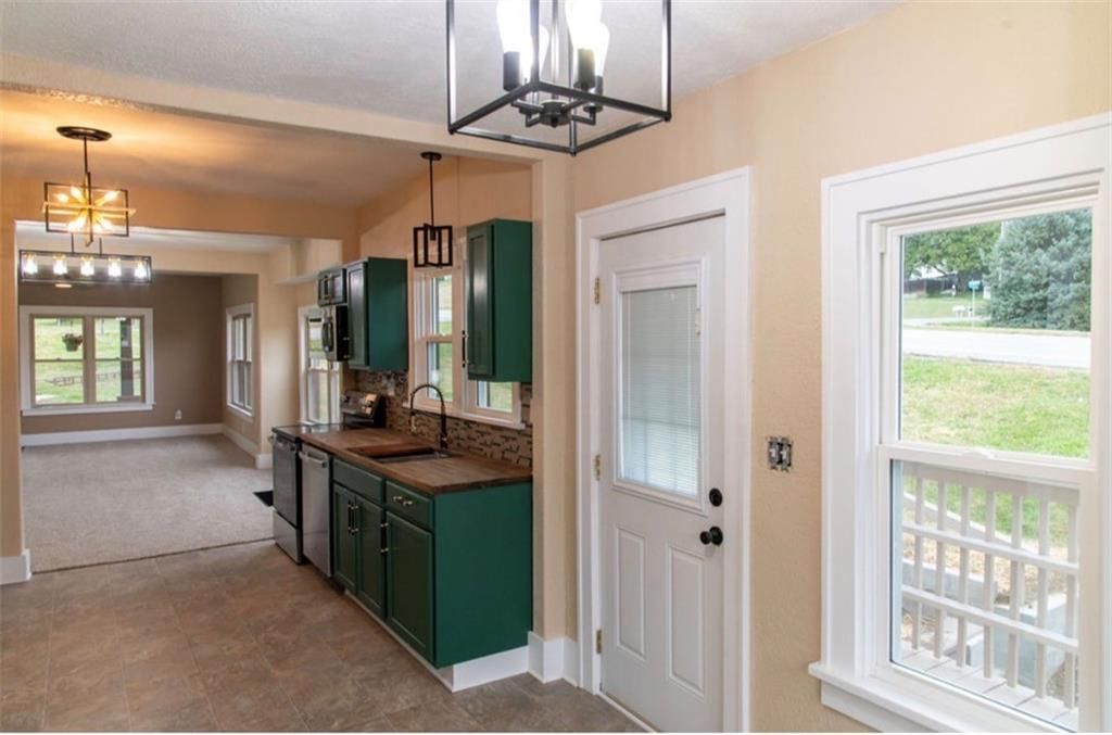 1714 Blackwell Street — photo 2