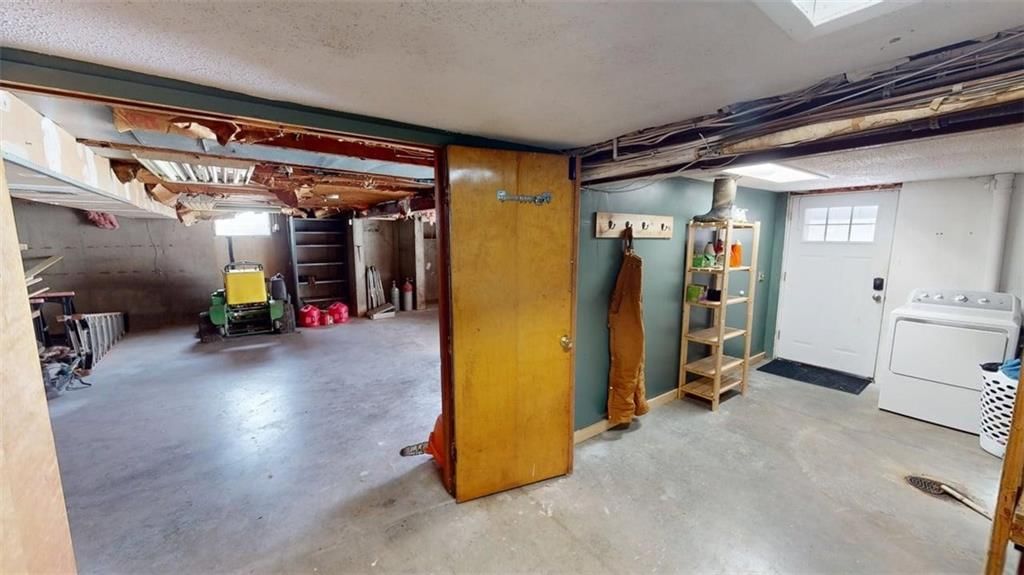 15683 Gilman Road — photo 45