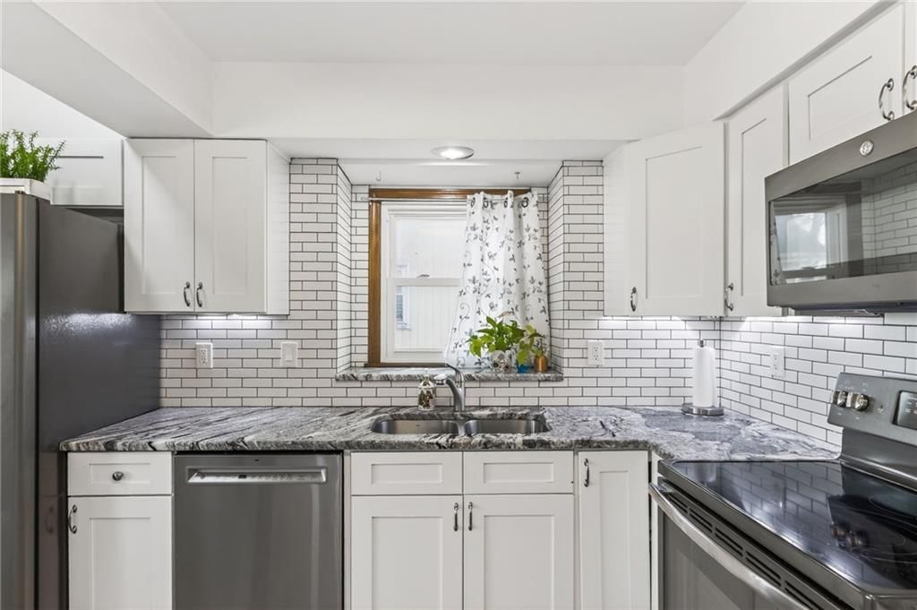 525 SE Vista Drive — photo 11