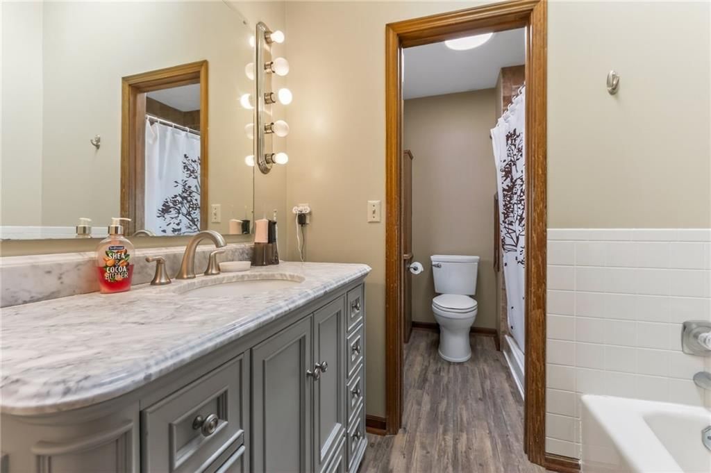 525 SE Vista Drive — photo 18
