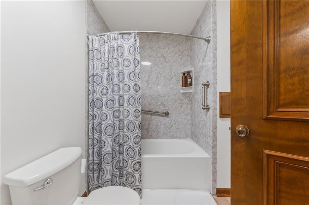 525 SE Vista Drive — photo 26