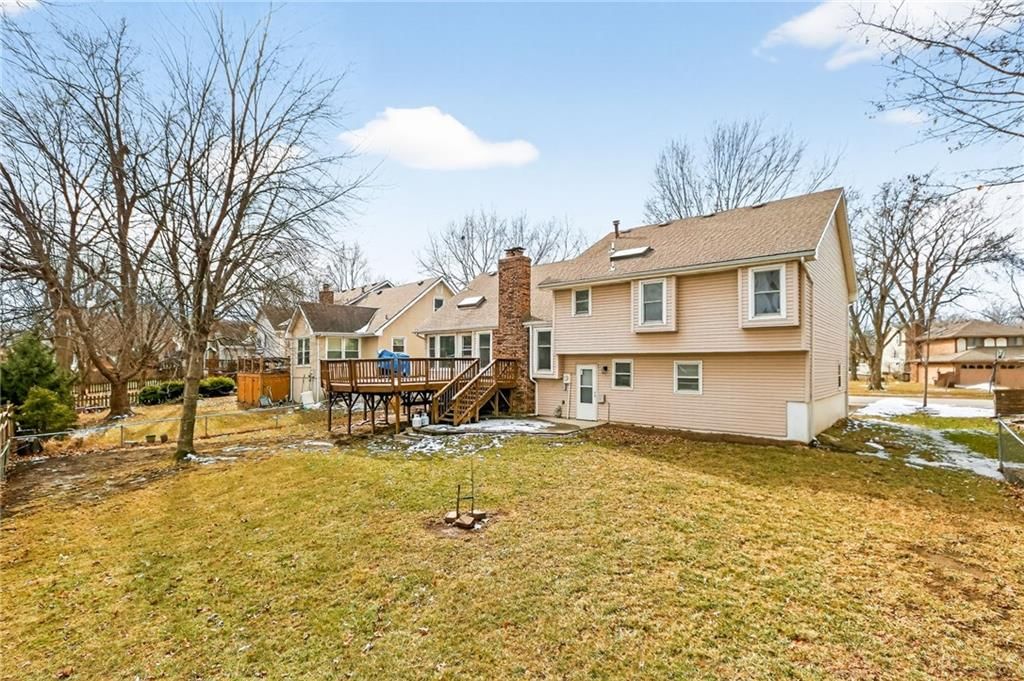525 SE Vista Drive — photo 36