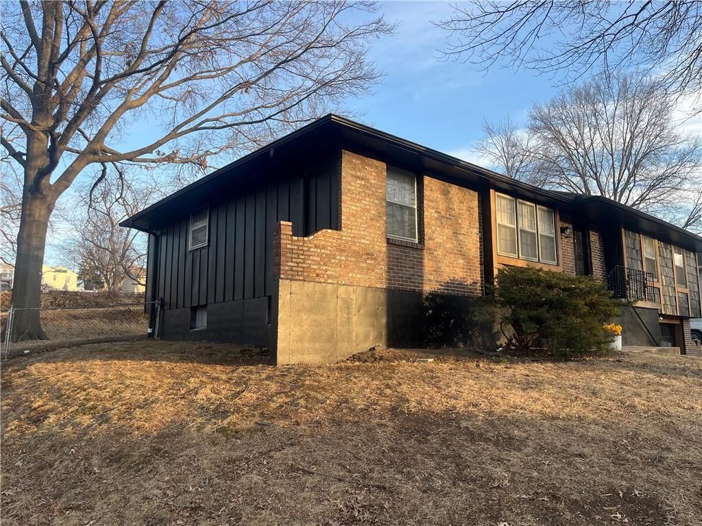 3807 S Fuller Avenue — photo 33