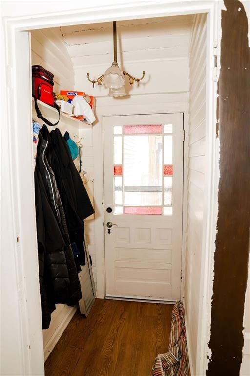 1630 Morgan Avenue — photo 28