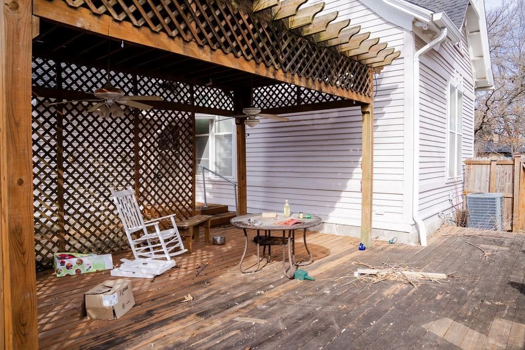 1630 Morgan Avenue — photo 30