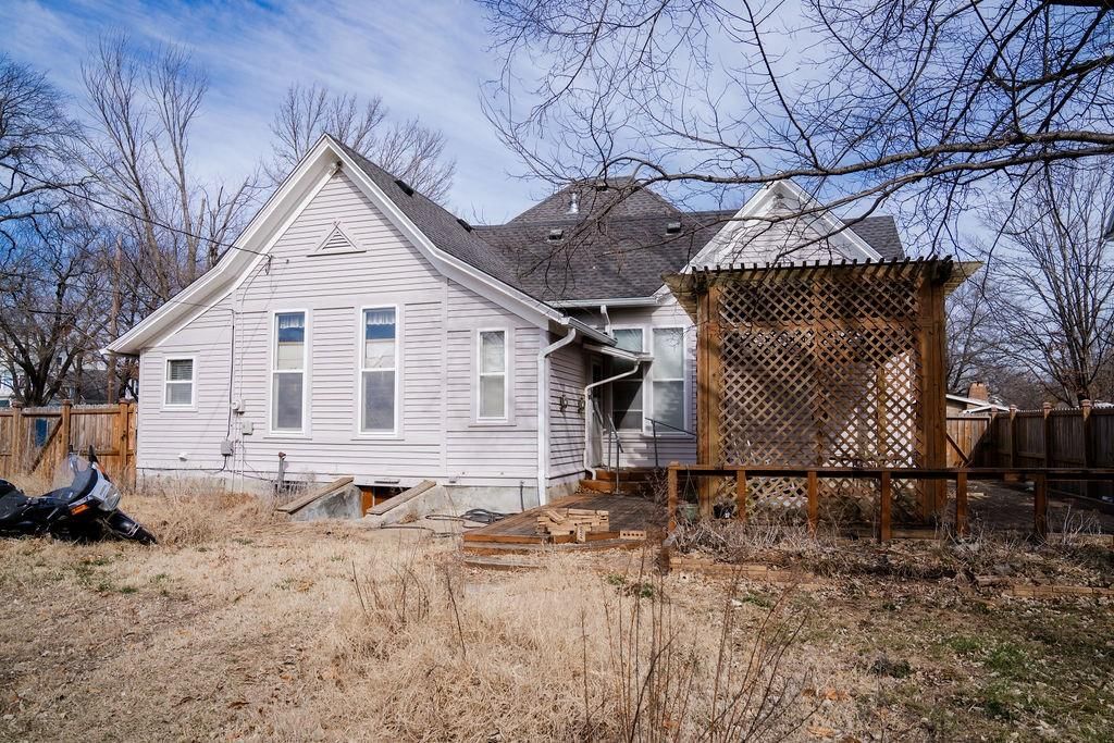 1630 Morgan Avenue — photo 31