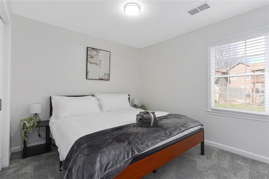 15207 S NAVAHO Drive — photo 24