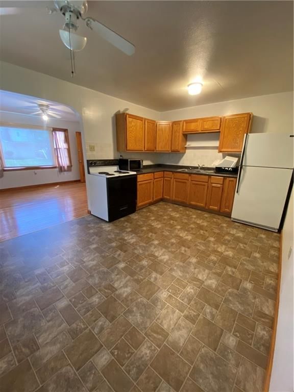 415 W Jenkins Street — photo 9