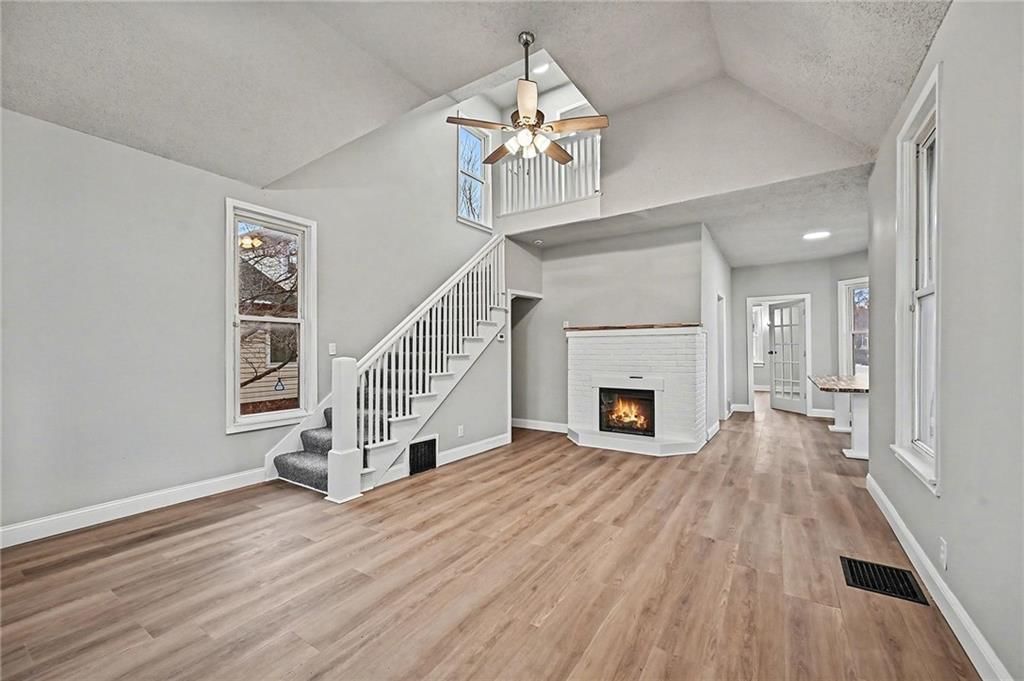 401 S Noyes Boulevard — photo 3