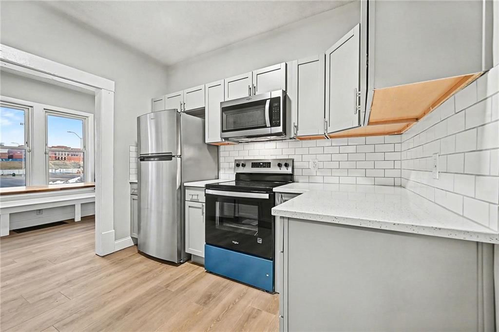 401 S Noyes Boulevard — photo 8