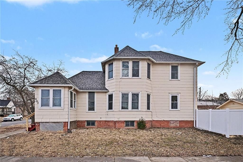 401 S Noyes Boulevard — photo 24