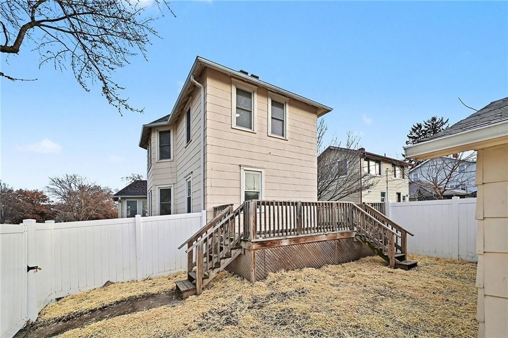 401 S Noyes Boulevard — photo 25