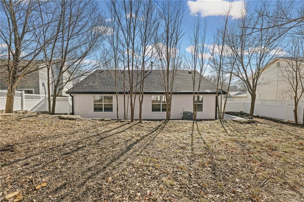 1820 Hampton Street — photo 32