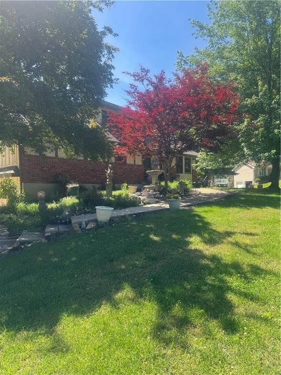 25401 Lone Pine Drive — photo 1
