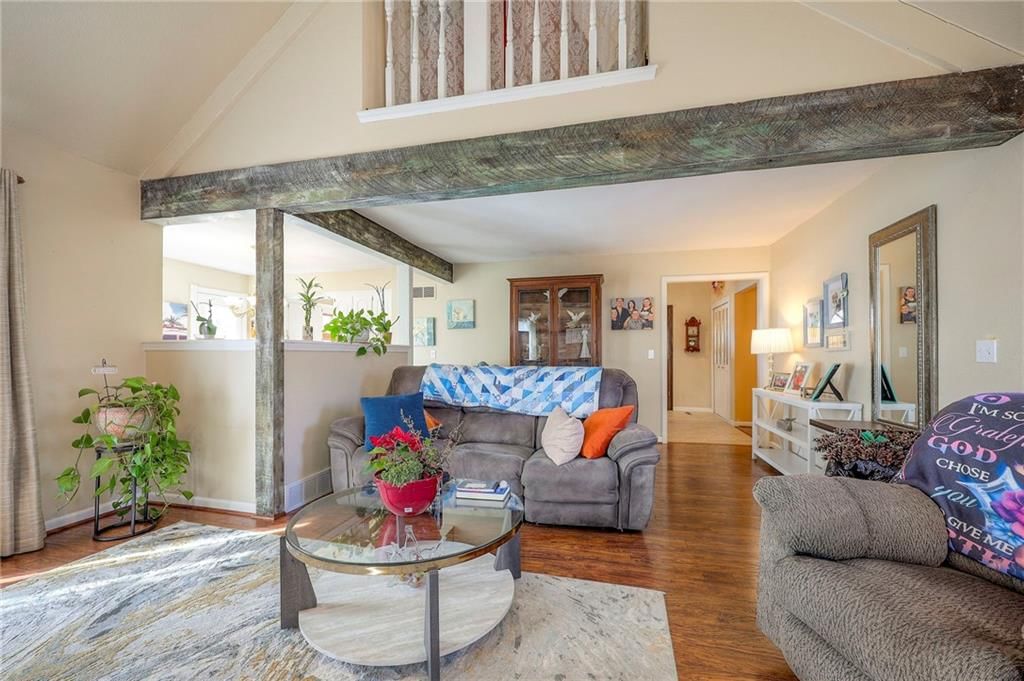 25401 Lone Pine Drive — photo 17