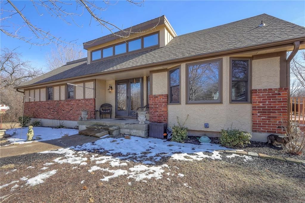 25401 Lone Pine Drive — photo 40