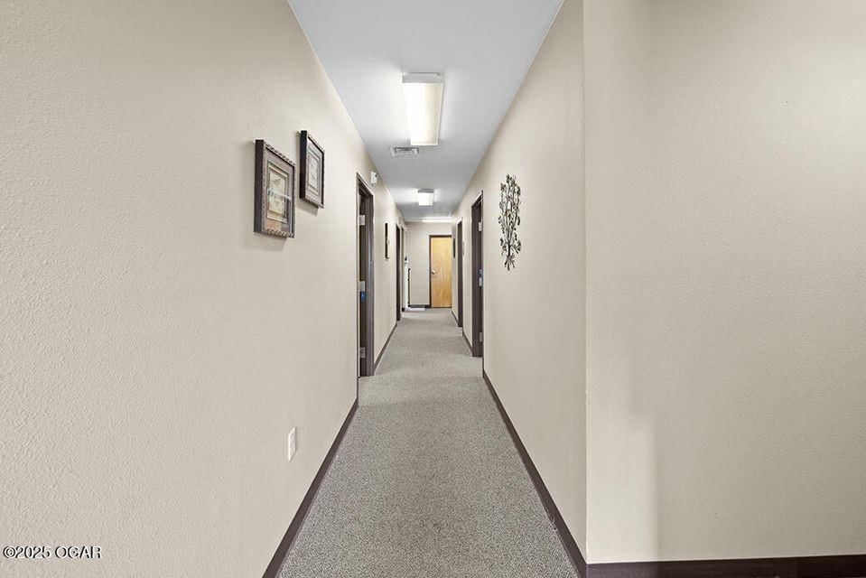 2702 Cunningham Avenue — photo 25