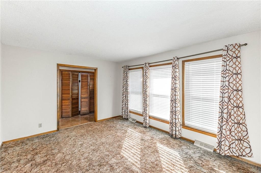 23650 W 56th Street — photo 8