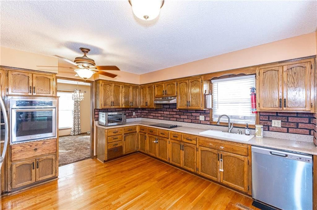 23650 W 56th Street — photo 13