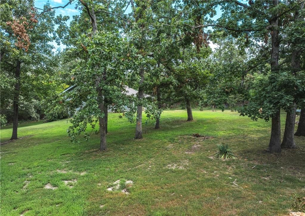 27093 Karrs Park Avenue — photo 9
