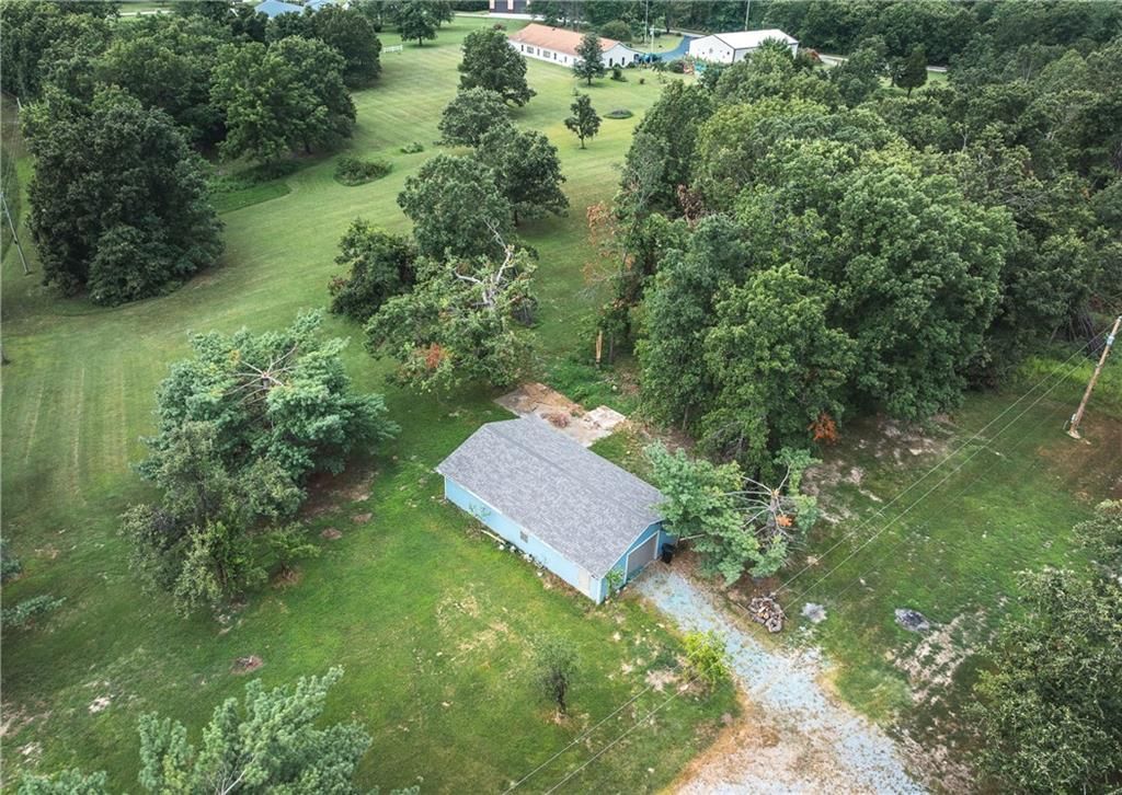27093 Karrs Park Avenue — photo 33