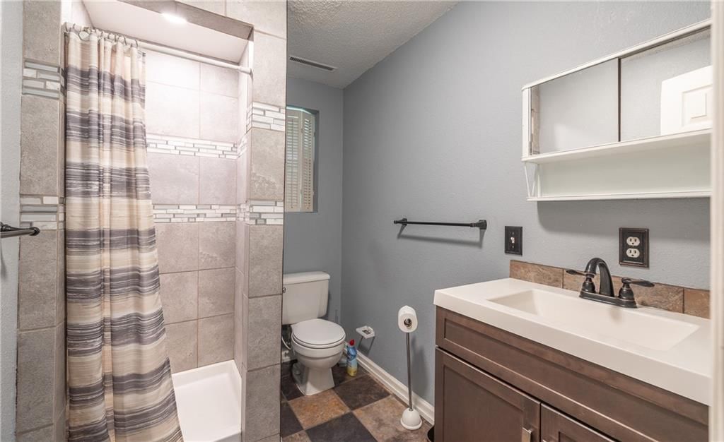 27093 Karrs Park Avenue — photo 47