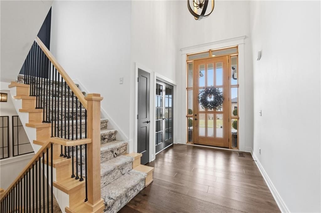 5852 S National Drive — photo 4