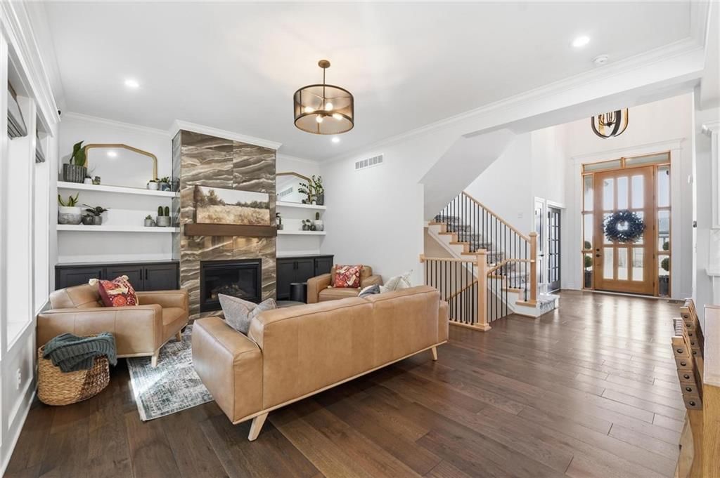 5852 S National Drive — photo 7
