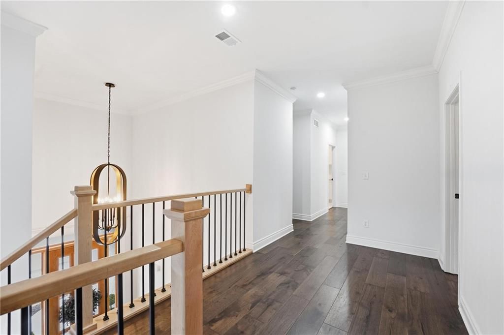 5852 S National Drive — photo 22