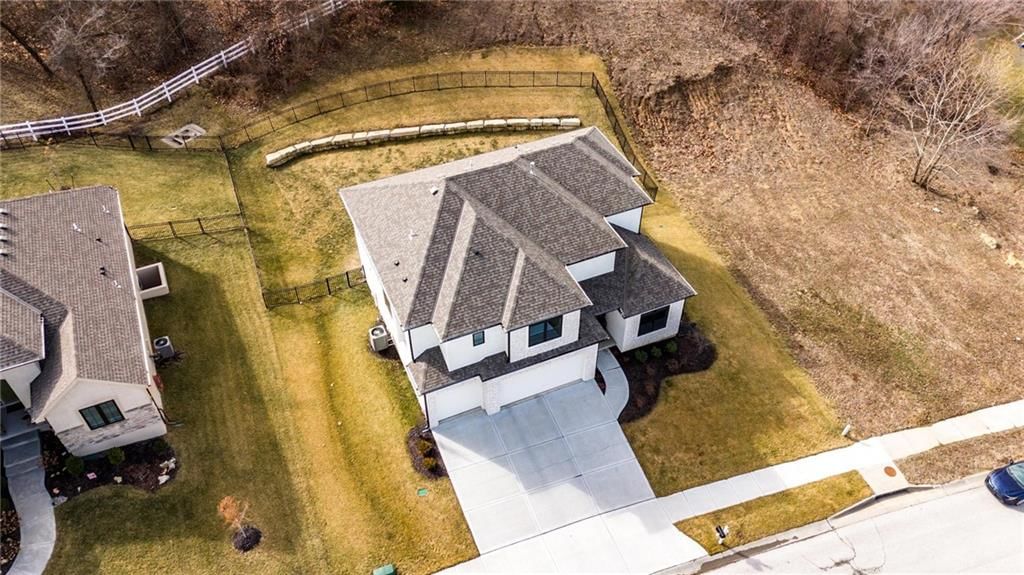 5852 S National Drive — photo 75