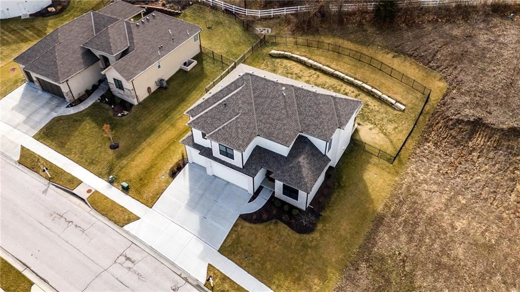 5852 S National Drive — photo 77
