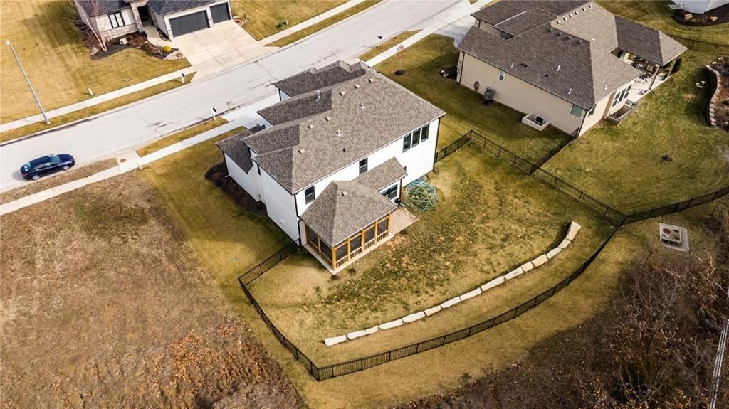 5852 S National Drive — photo 78
