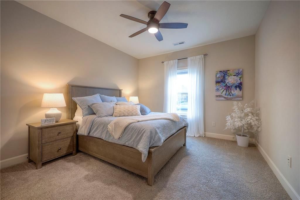 2250 Lake Pointe Dr Drive — photo 7