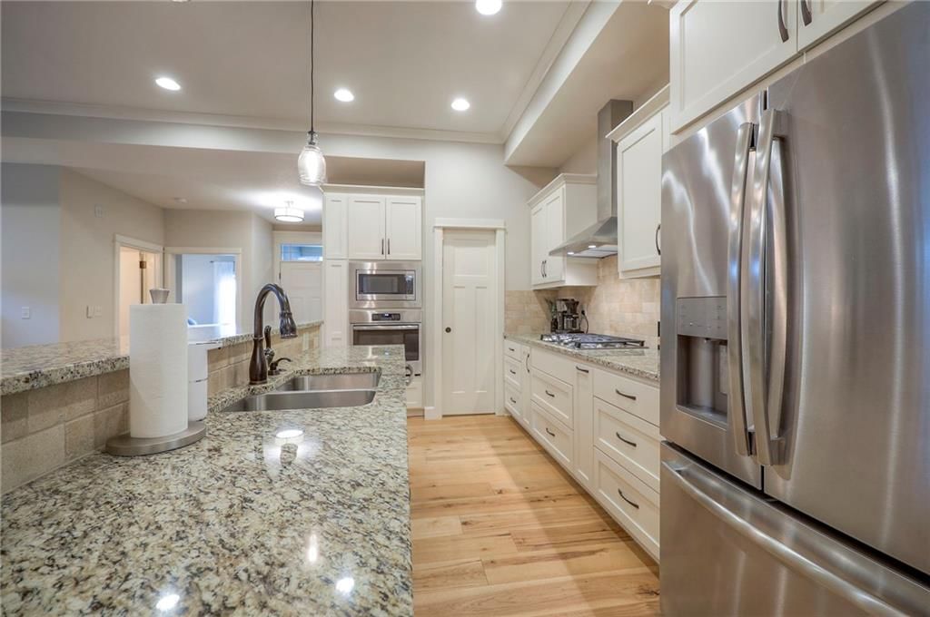 2250 Lake Pointe Dr Drive — photo 18